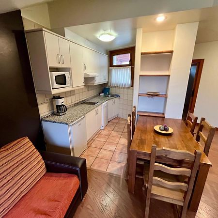 Aparthotel Lotila Flats Cuirgu Felechosa Exteriér fotografie