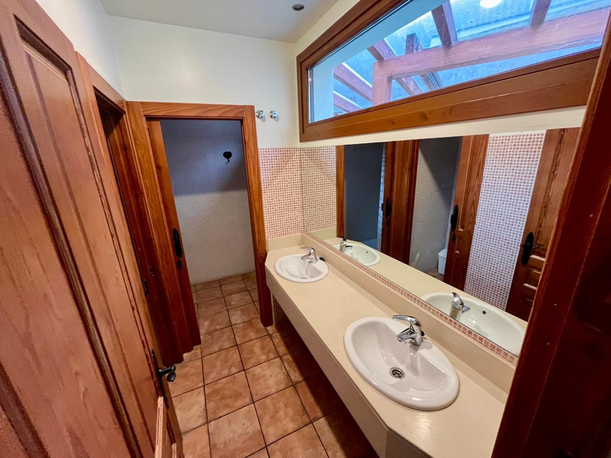 Aparthotel Lotila Flats Cuirgu Felechosa Exteriér fotografie