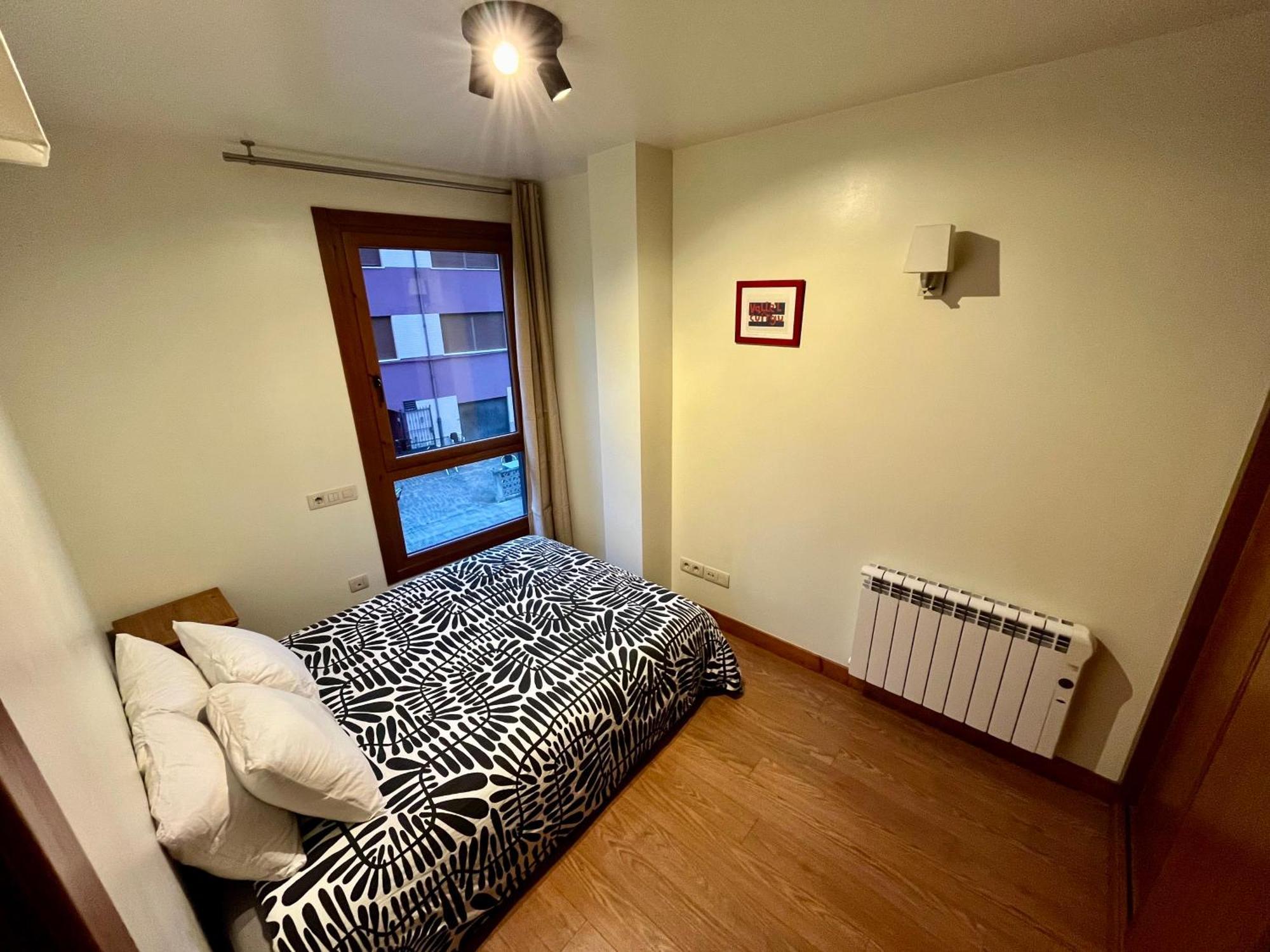 Aparthotel Lotila Flats Cuirgu Felechosa Exteriér fotografie
